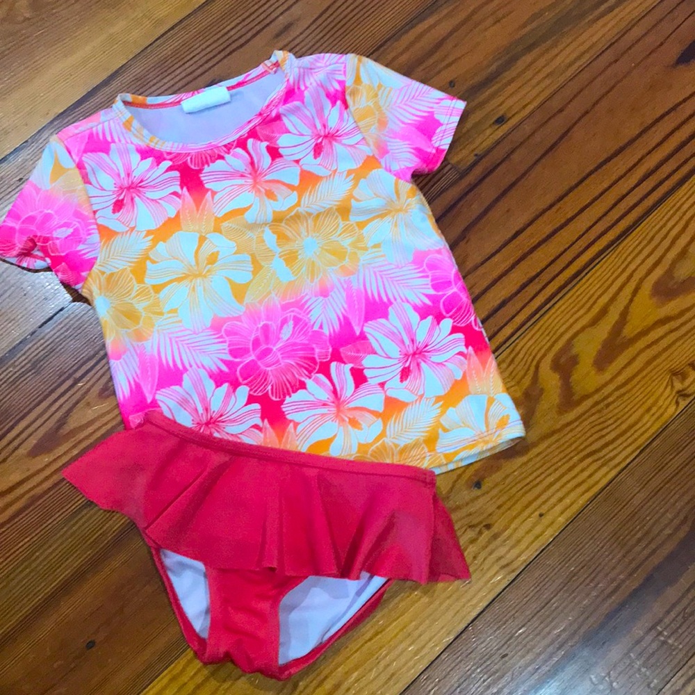 Swimming suit
